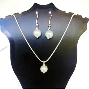 .925 silver pearl necklace 20 inch. NWT